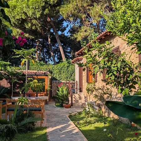 Mondovilla A Charming In Ancient Near The Theatre Just 60 Meters From The סייד