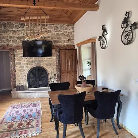 Mondovilla A Charming In Ancient Near The Theatre Just 60 Meters From The * Side