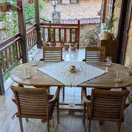 וילה Mondovilla A Charming In Ancient Near The Theatre Just 60 Meters From The *