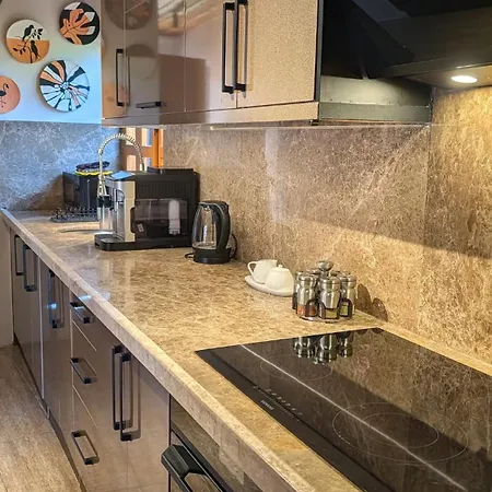 וילה Mondovilla A Charming In Ancient Near The Theatre Just 60 Meters From The