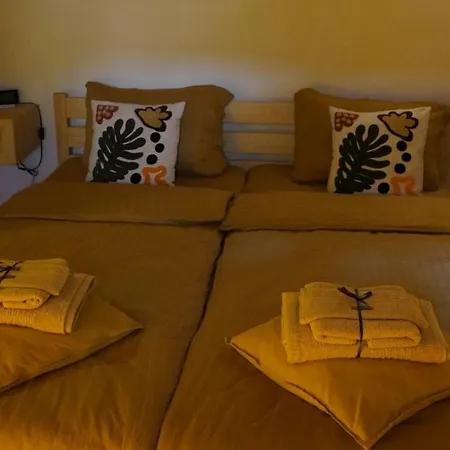 וילה Mondovilla A Charming In Ancient Near The Theatre Just 60 Meters From The